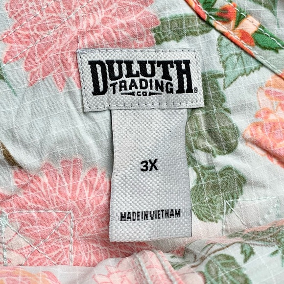 NWT 3X Duluth Heirloom Gardening Short
Overalls Mint Summer Dahlia Bibs Floral - Picture 3 of 9